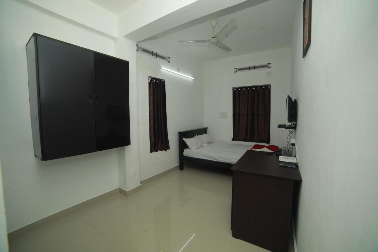 Meghna Residency Hotel Thiruvananthapuram Luaran gambar