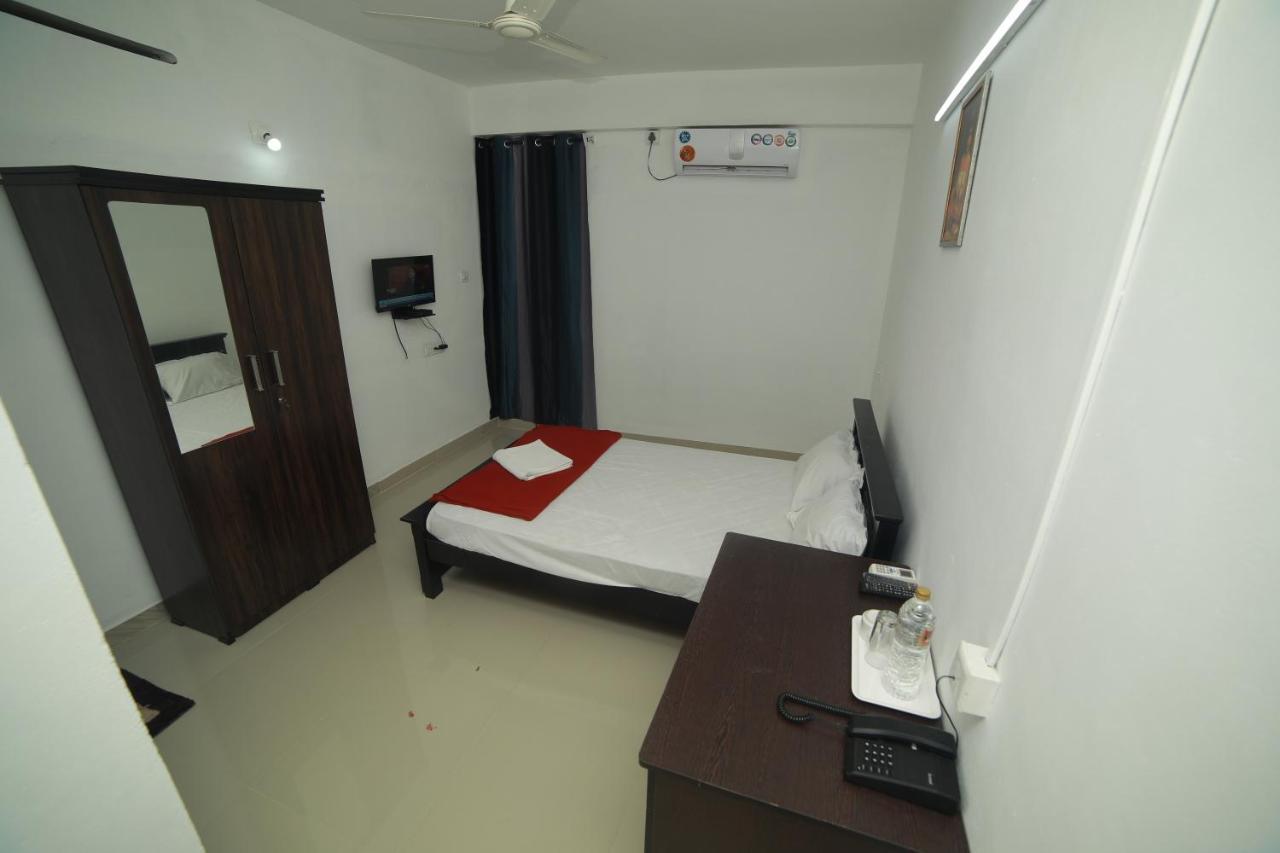 Meghna Residency Hotel Thiruvananthapuram Luaran gambar
