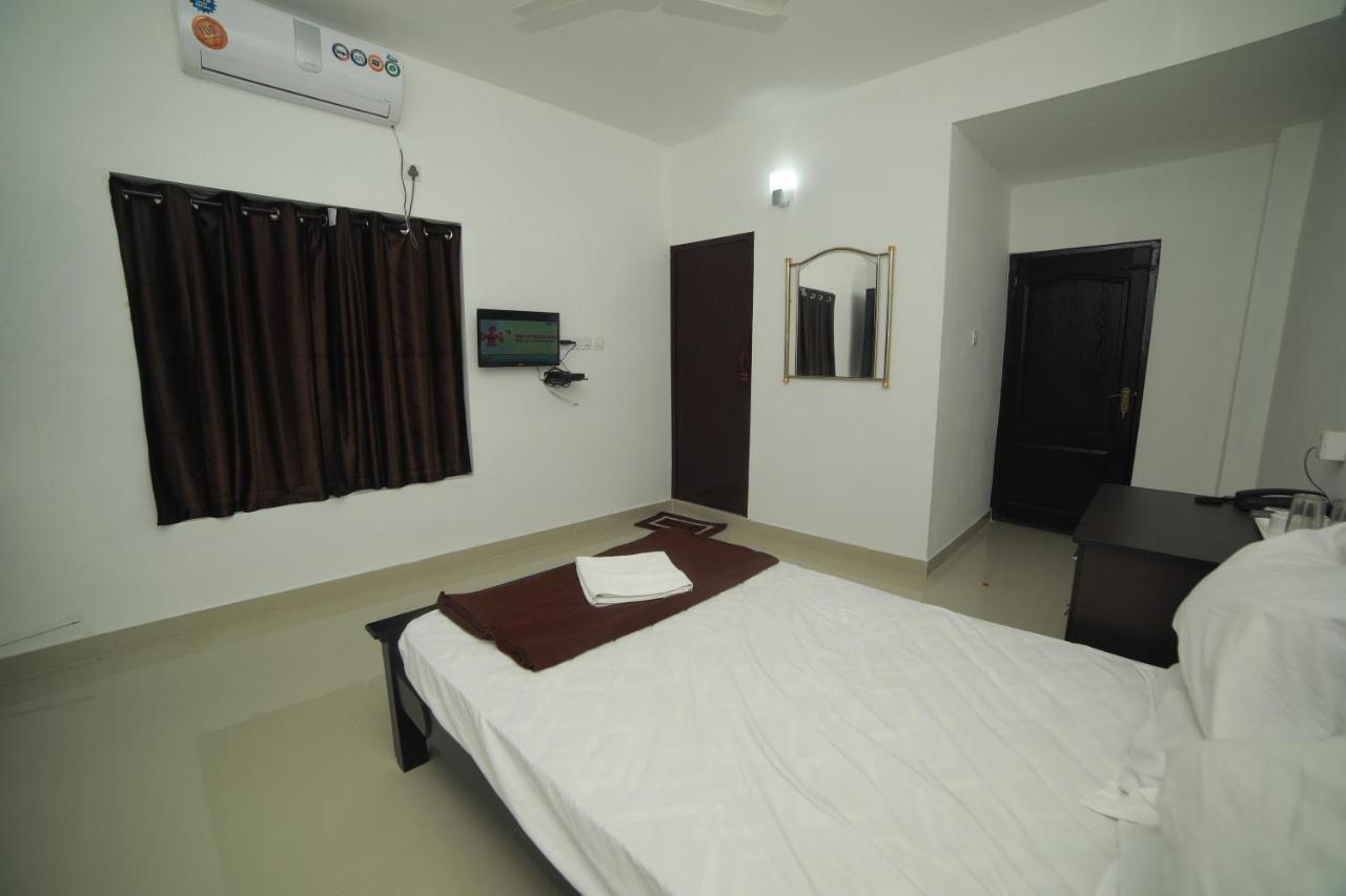 Meghna Residency Hotel Thiruvananthapuram Luaran gambar